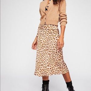 Normani bias leopard skirt - Free People